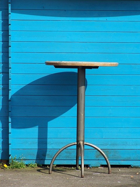 Choisissez le meilleur ensemble mange-debout pour l'extérieur